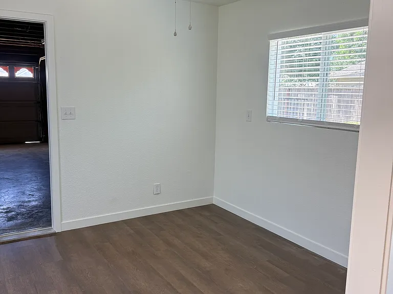 1819 Cape Cod Cir — Photo 5