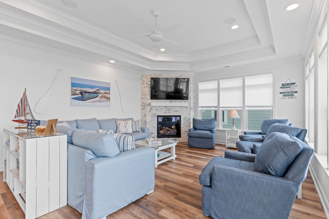 next background image