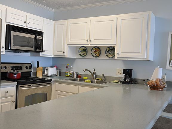 4th image of 4188 Kingfish Ln #188
