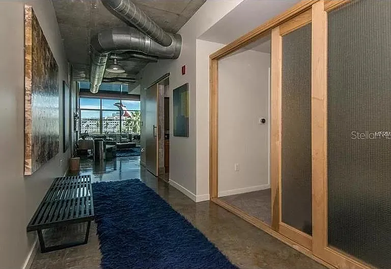 101 S 12th St #410 — Photo 2