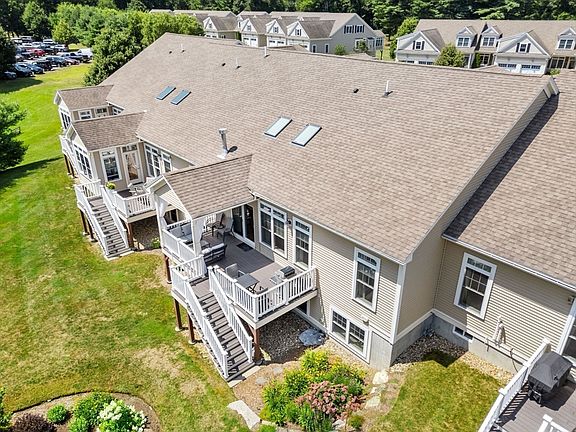 5th image of 22 Fairway Dr #22