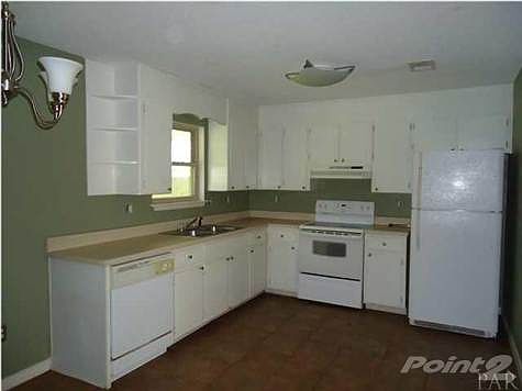 4th image of 1395 Woodfield Dr