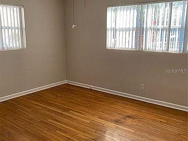 4th image of 1506 Seabreeze St