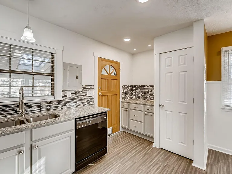 1730 Wabash St — Photo 10