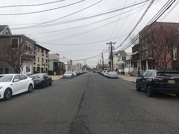 5th image of 128-130 Heckel St