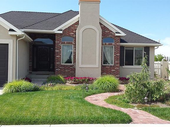 2nd image of 117 E Delgada Ln