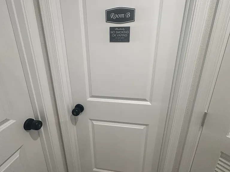 Clara Ct — Photo 2