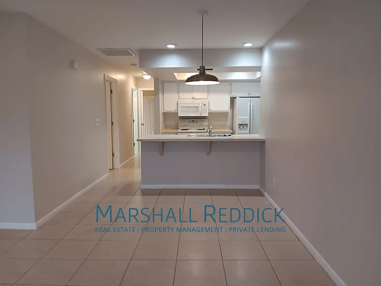 1312 SE 2nd Pl — Photo 4