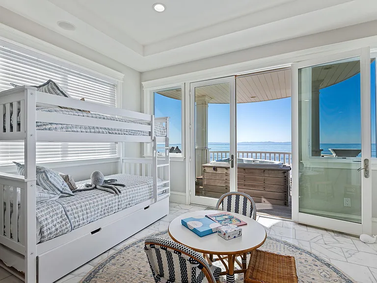 5458 Rincon Beach Park Dr — Photo 32