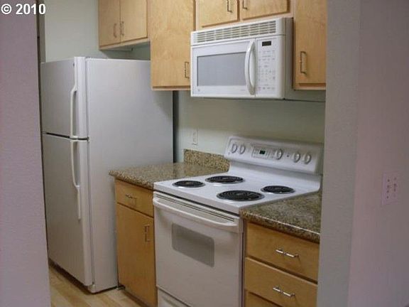 5th image of 10800 SE 17th Cir APT 82G