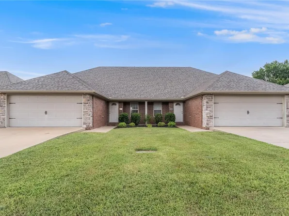 3006 SW Deerfield Blvd, Bentonville, AR 72713