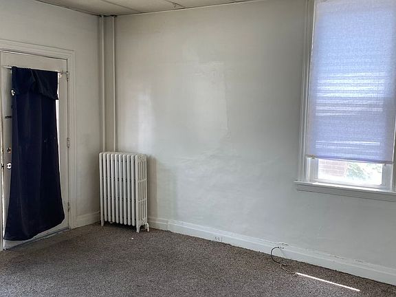4th image of 20-22 S Prince St #1