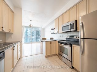 225 Webb Dr #3003, Mississauga, ON L5B 4P2