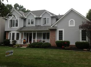 234 Bridgeport Dr, Elyria, OH 44035
