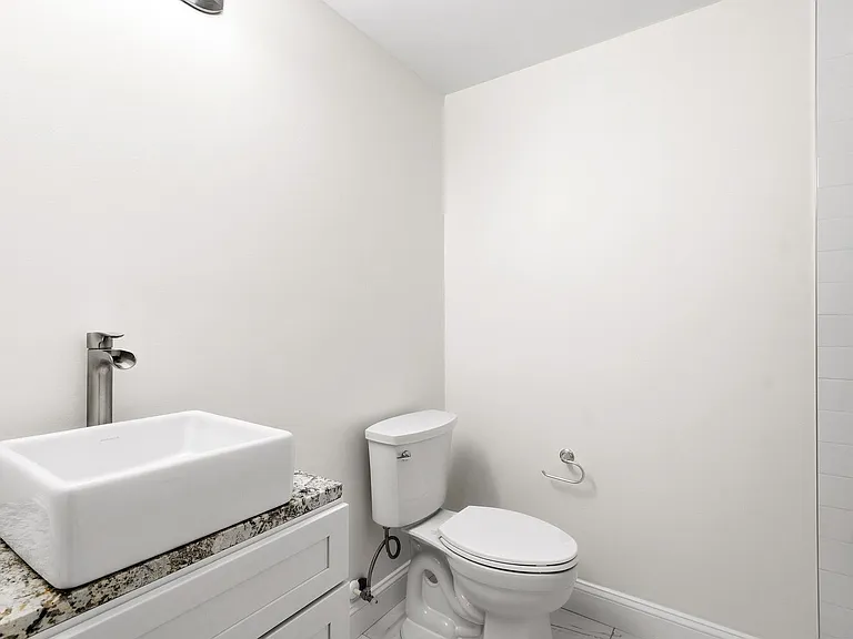 5116 Shore Dr — Photo 57