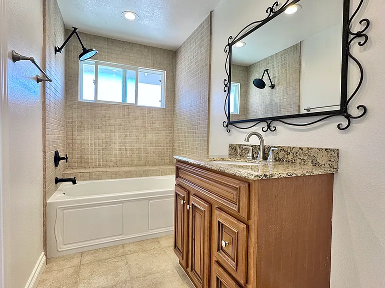 9 Serena Ct — Photo 37