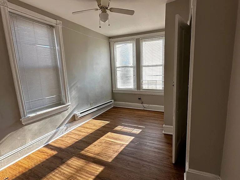 5412 Wyalusing Ave — Photo 8