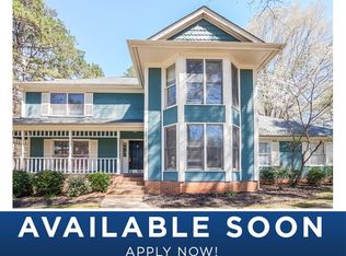 13615 Tynecastle Ln, Matthews, NC 28105