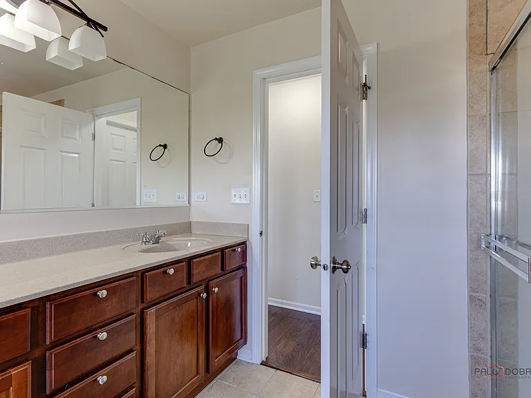 533 Plaza Pl #533 — Photo 29