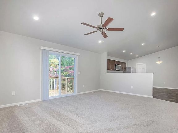 5th image of 2756 Plover Dr SE