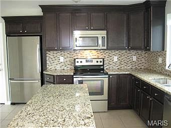5th image of 10624 Roanna Ln