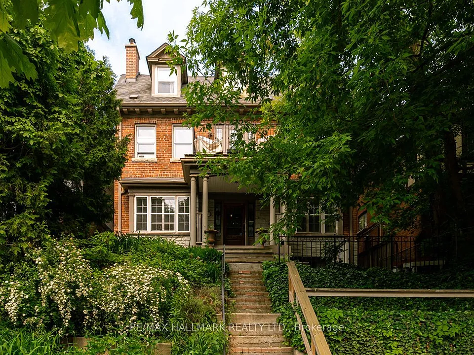 483 Parkside Dr #LOWER
