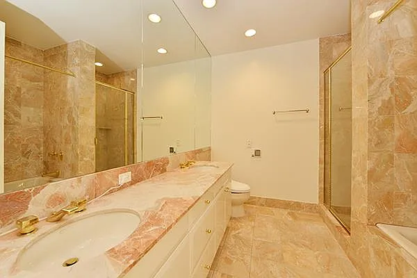 Rented by Sumitomo Real Estate Sales | media 15