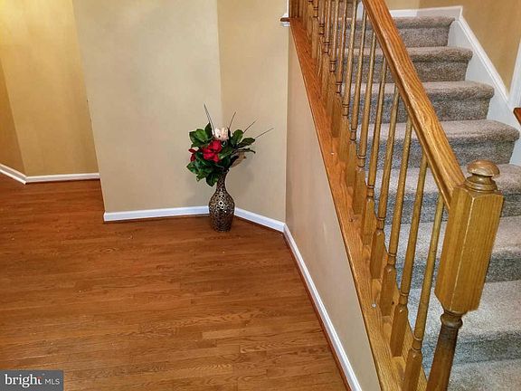 4th image of 410 Derrytown Dr