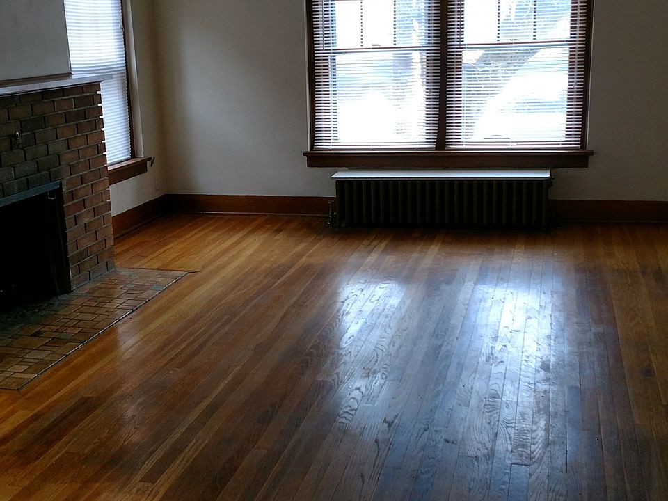 2nd image of 1702 W Pacific Ave APT 1