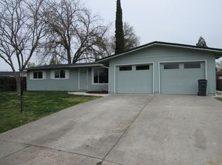 1411 Pleasant St, Medford, OR 97504