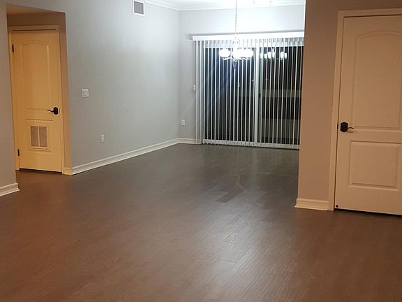 Huge Living Room and Dining Room Large Enough to Seat 8