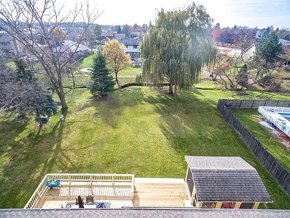 2nd image of 11649 Valley Brook Dr