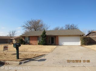 240 NE 46th St, Lawton, OK 73507