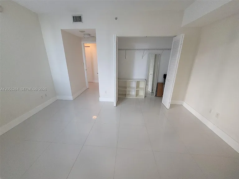 325 Biscayne Blvd #1719 — Photo 18