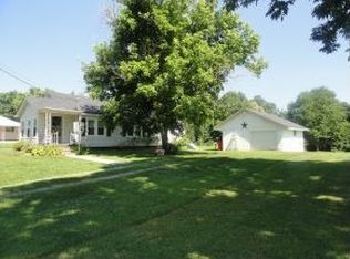2216 Indian Ridge Rd, Johnson City, TN 37604