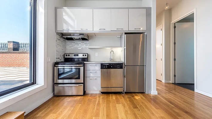 Rented by Nooklyn NYC LLC | media 14