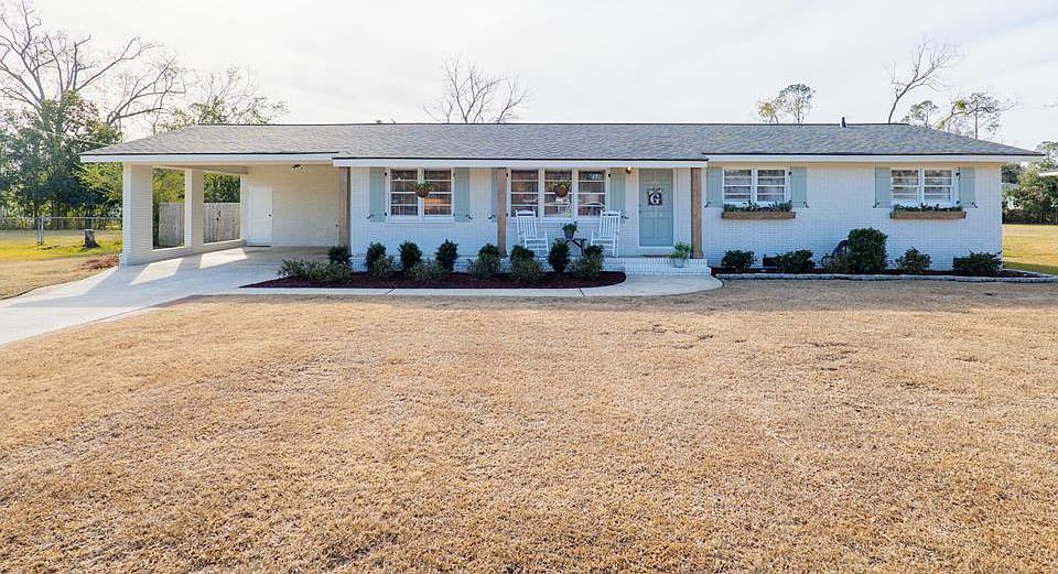 1st image of 318 Betty Jo Dr