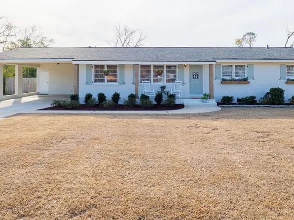 318 Betty Jo Dr, Valdosta, GA 31602