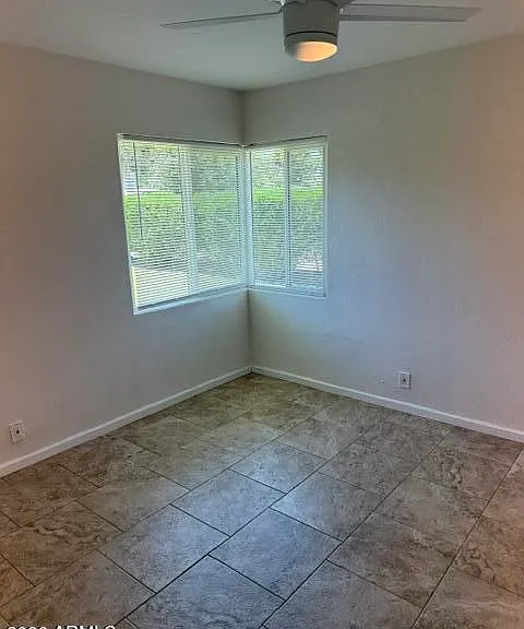 2545 E Clarendon Ave #3 — Photo 10