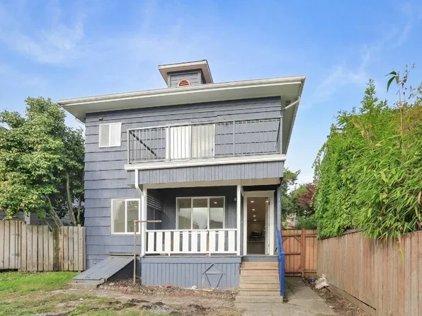 3052 22nd Ave W, Seattle, WA