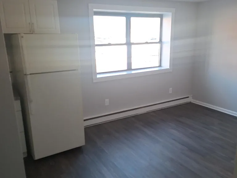215 Hollister Ave #A8 — Photo 6