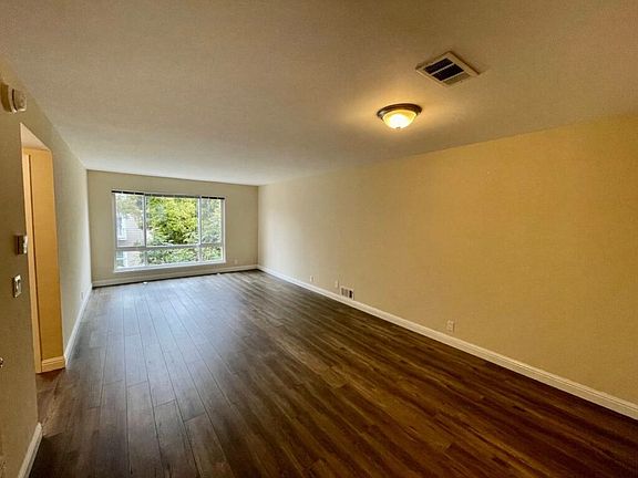 2nd image of 1445 7th Ave APT 2