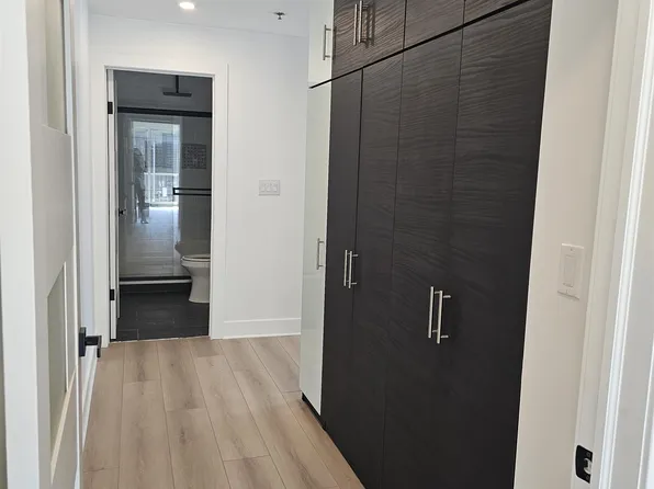 413-415 9th Street image 9 of 43