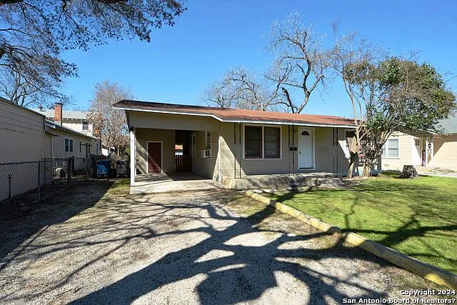 Building Photo - 303 E Faust St