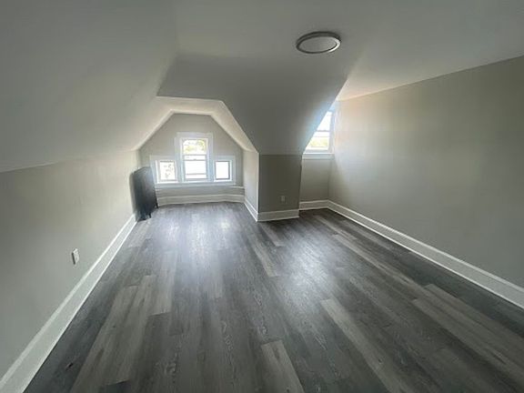 5th image of 81-83 Dana St #81-3