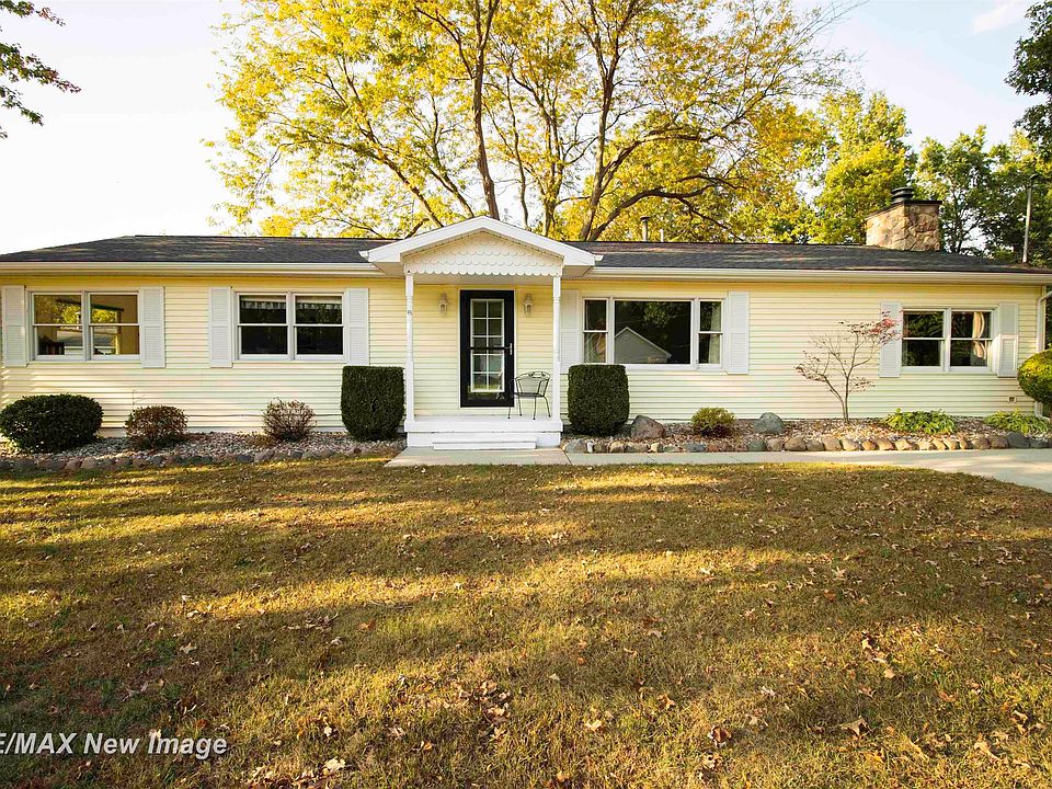 1st image of 12016 Oakridge Ln