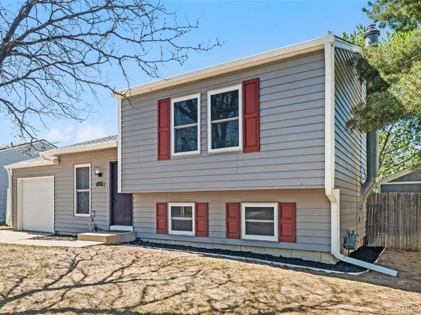 19570 E Batavia Drive, Aurora, CO 80011