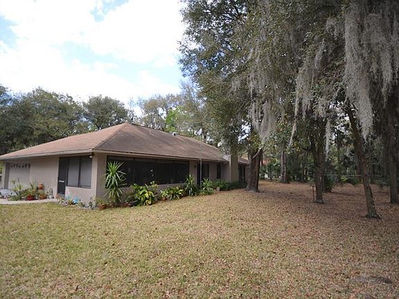 4th image of 8422 Southwood Oaks St