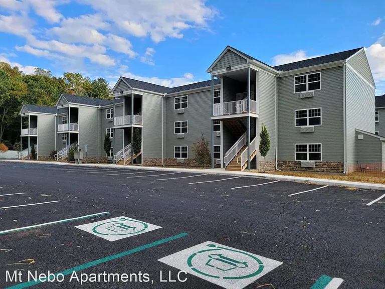 Mt. Nebo Apartments — Photo 37