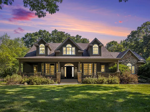 23504 64th Ave, Mattawan, MI 49071